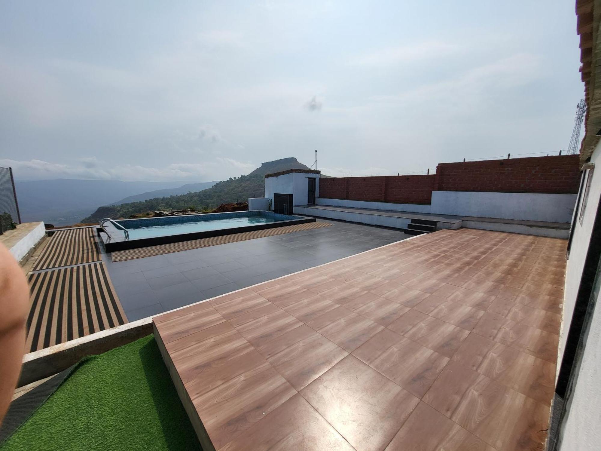 Paras Holiday Home ساتارا المظهر الخارجي الصورة