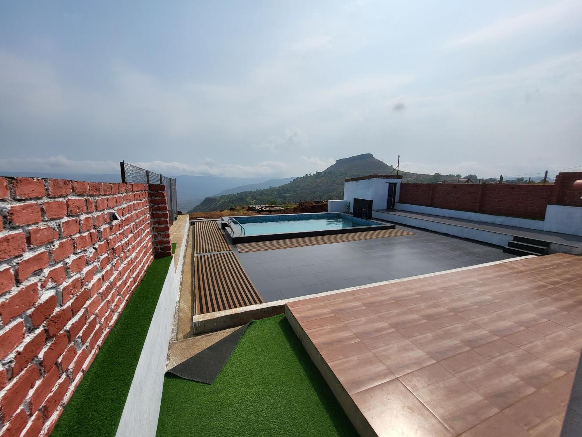 Paras Holiday Home ساتارا المظهر الخارجي الصورة